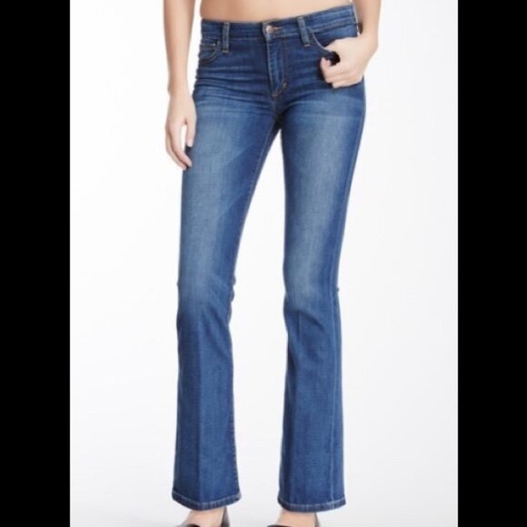 Joe’s Jeans Petite Bootcut size 26 - Picture 1 of 7